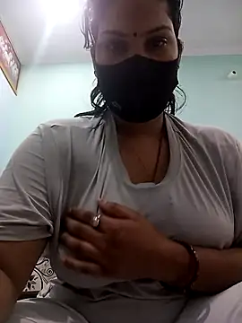 hot-tanya online show from March 18, 2:16 am