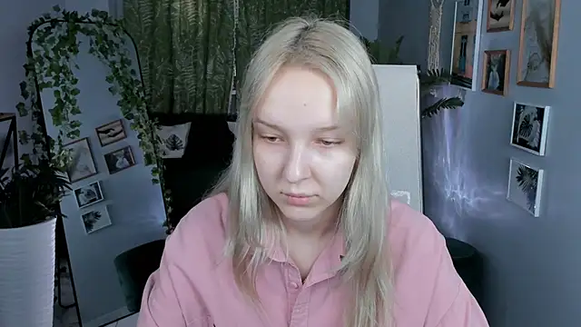 MaoqiBeverly online show from April 4, 3:49 am