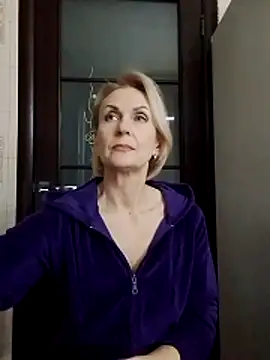 MichelleSolis online show from April 17, 4:09 pm