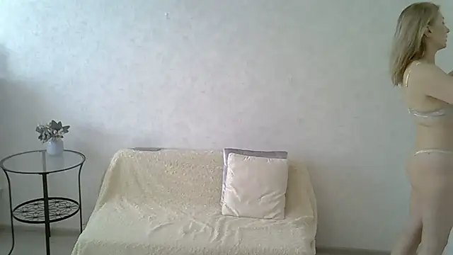 Opaldream online show from April 2, 9:29 am