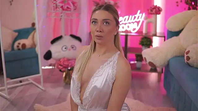 NadyaBlue online show from February 2, 11:09 am