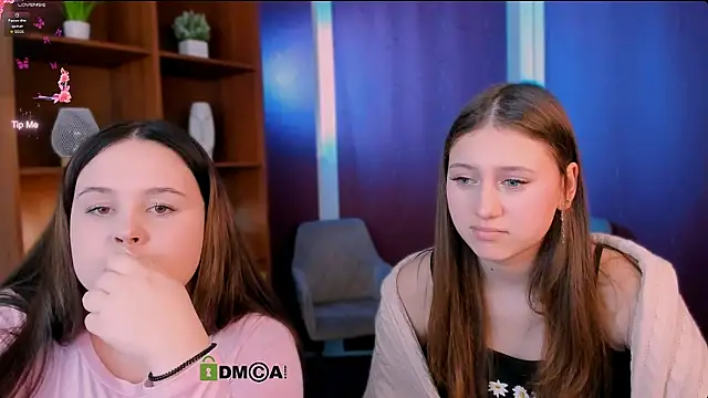 arianaa cat online show from April 1, 12:22 am