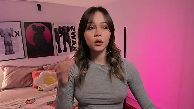 Hey lucy   online show from February 16, 11:54 am