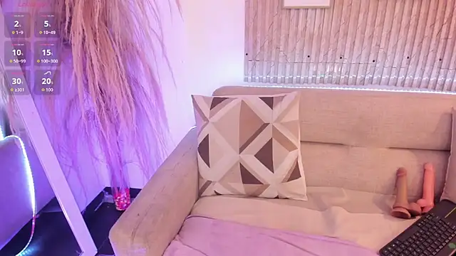 Sally Dvine online show from March 13, 9:27 pm