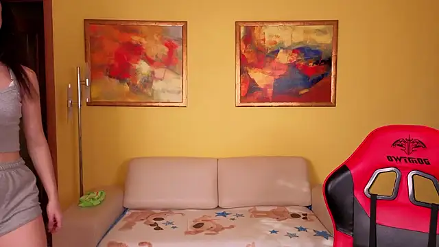 ElizaPizza online show from March 29, 1:10 pm