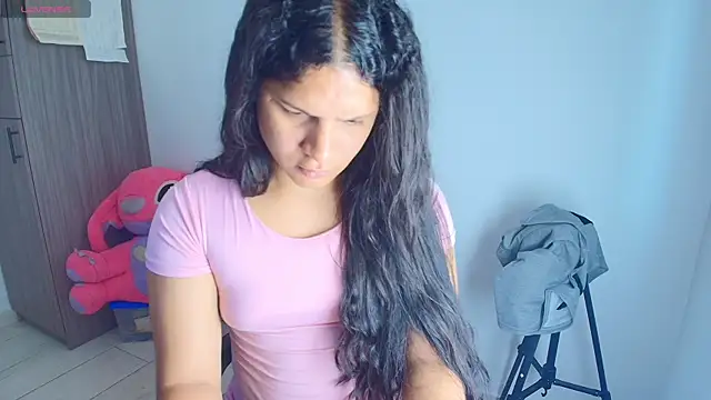 alys love online show from April 18, 1:46 pm