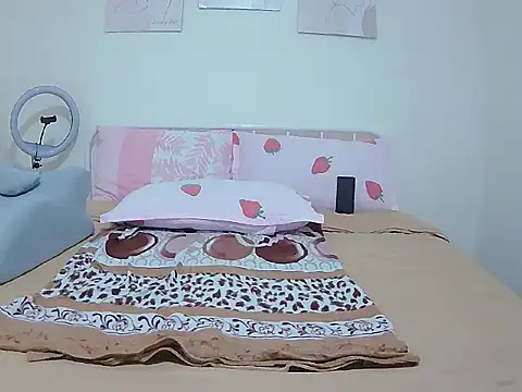 naughtywife118 online show from February 19, 8:36 am