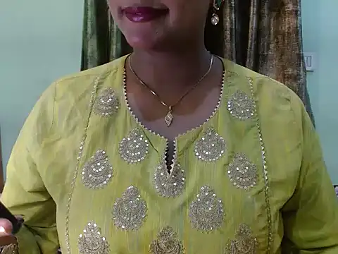 LIZNA 0 online show from April 1, 5:21 pm