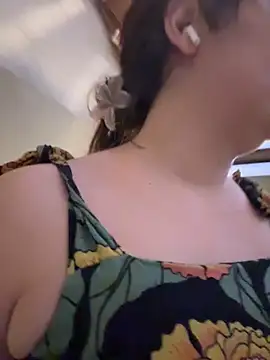 Arya    online show from April 15, 6:30 pm