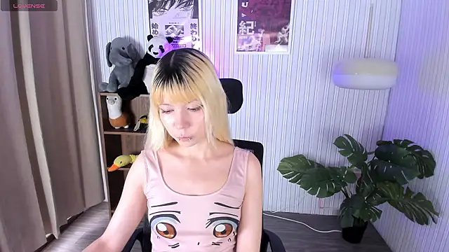 Laukyubey1 online show from March 30, 7:46 pm