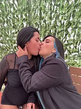 Annie Alicee online show from February 6, 2:42 pm