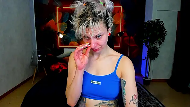 strip dancer online show from March 2, 5:08 am