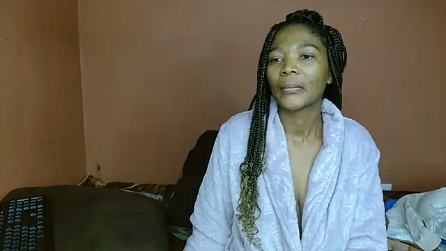 ForeverSexy  online show from May 10, 5:15 pm
