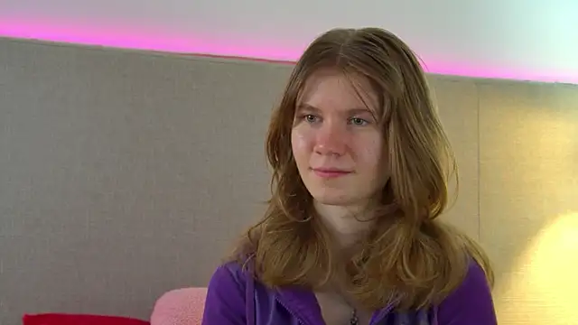 MilaMaelis online show from March 19, 8:02 pm