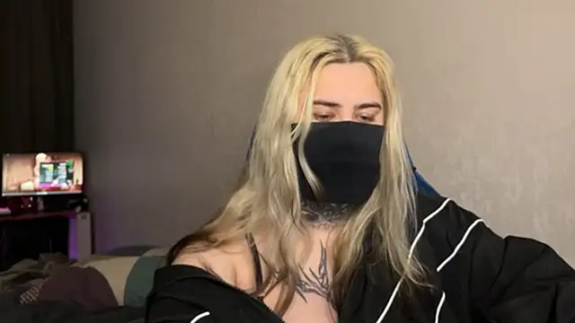 UnaXyling online show from February 18, 11:15 pm