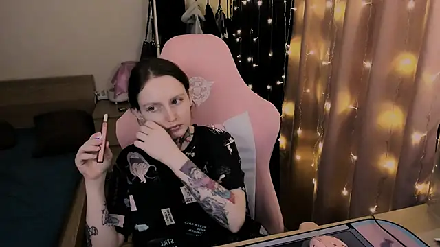 Onyxix online show from March 14, 7:26 pm