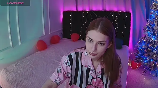 Alisa Wood online show from February 19, 3:44 pm