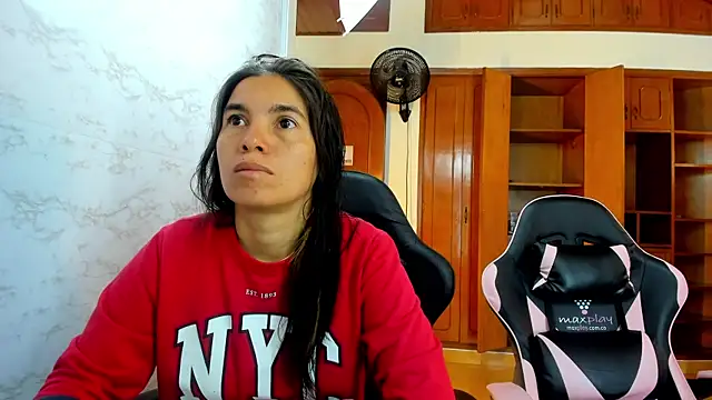 Emily and Soffy online show from February 14, 12:51 pm