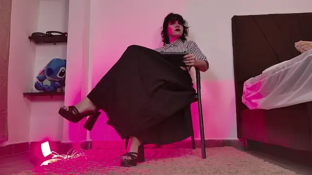 Raven OA online show from April 9, 12:32 pm