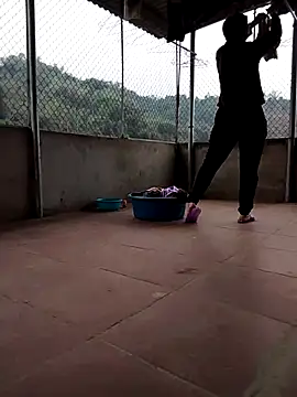 LiilyZi online show from March 5, 1:45 am