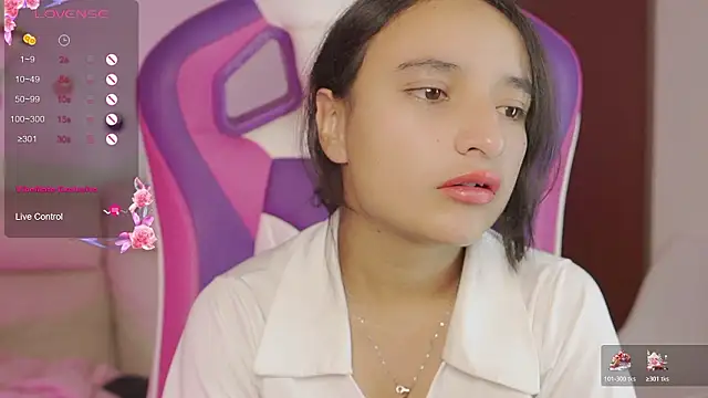  emily jonexs online show from February 15, 5:23 pm