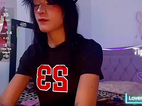 moonlyvelvet online show from February 20, 5:58 pm