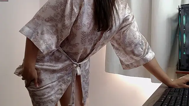 MiaAllure online show from March 14, 6:42 pm