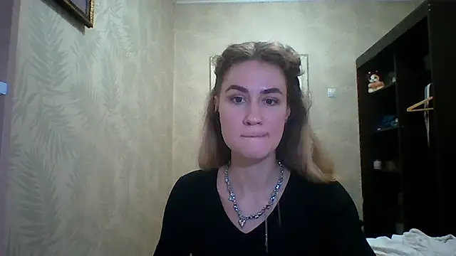 DeanneGilcher online show from March 1, 3:23 pm