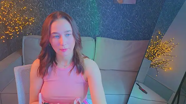  Kiki angel  online show from May 6, 9:02 am
