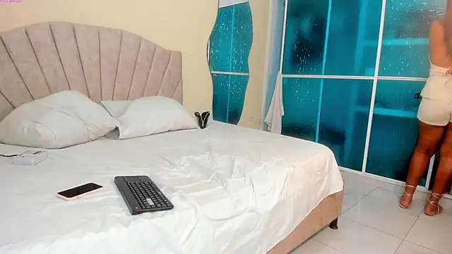 marsmith 1 online show from April 15, 1:28 am