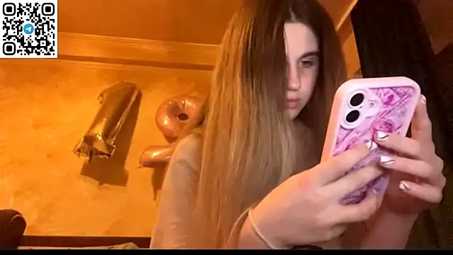 LovelySilk 63 online show from April 5, 7:02 pm