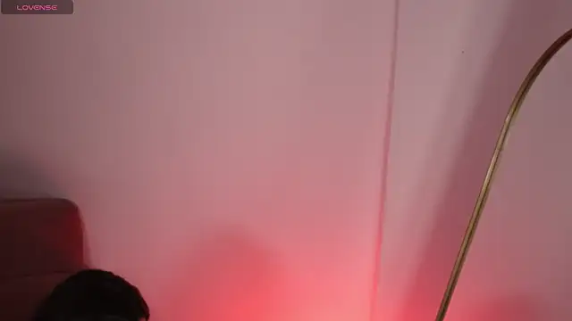 lara bombshell  online show from April 19, 2:00 am