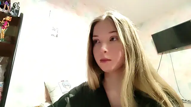 TiaBIanks online show from February 16, 2:28 pm