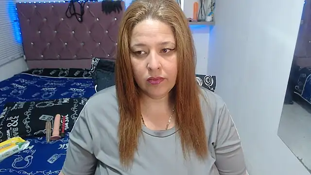 kataleyamilf69 online show from March 10, 12:42 pm