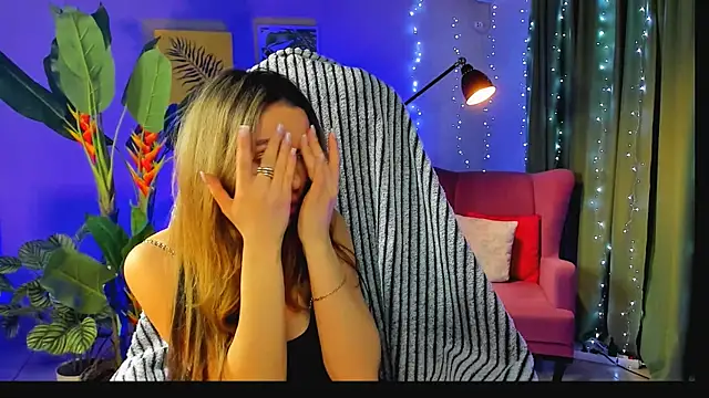 KrisWillis online show from February 13, 1:24 pm