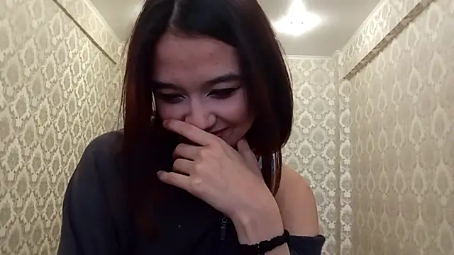 AnnettaBelsito online show from February 25, 1:42 pm