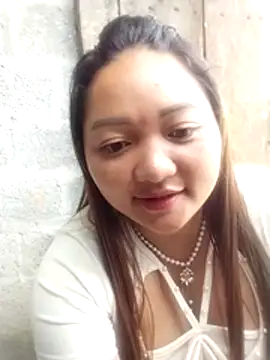 Maiphu246 online show from May 9, 1:51 am