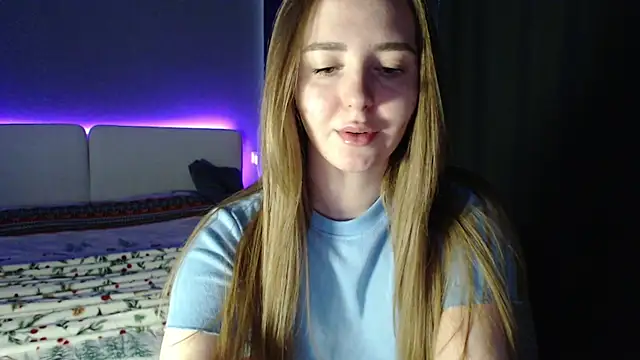 Reyleys online show from March 2, 9:27 am