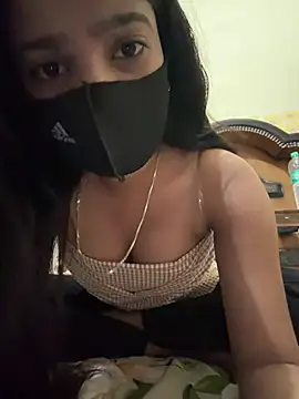 Cutedesigirl online show from April 1, 5:21 pm