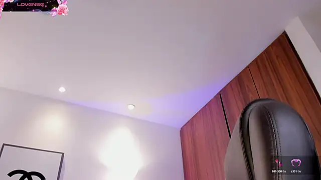 nix rave1 online show from March 7, 8:16 pm