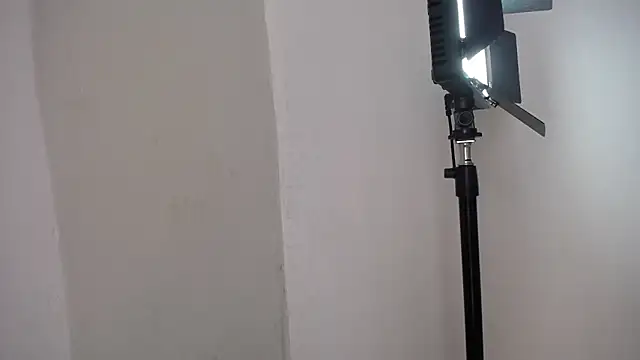 sarita alexis online show from April 24, 8:00 pm