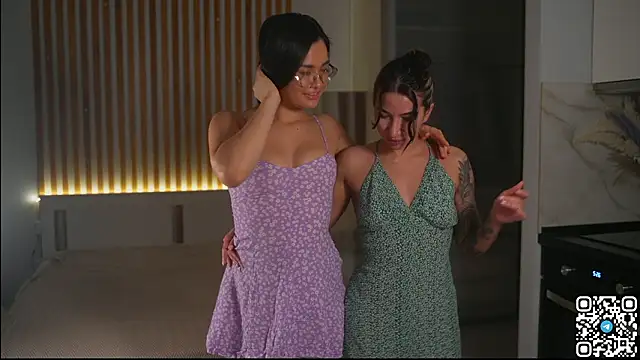 Snapshot of Eliasian chatting on March 1, 2:50 pm Eliasian online show from March 1, 2:50 pm