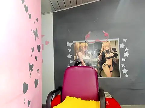 Luna white1 online show from February 17, 8:19 pm