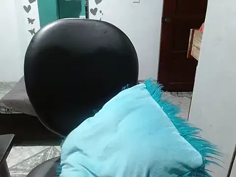 Luna white1 online show from March 17, 1:15 pm