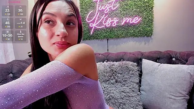 danielebeck online show from February 26, 9:36 pm