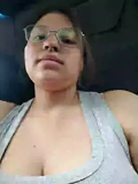 Monroe0303 online show from May 6, 7:51 pm