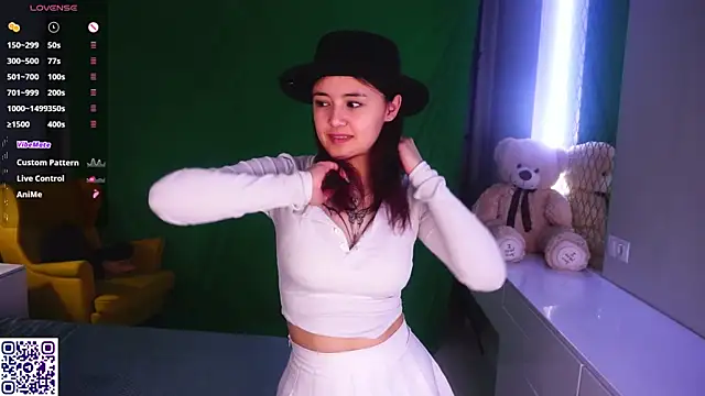 VerlieChahal online show from April 4, 10:08 pm