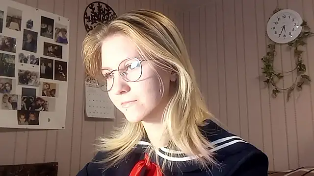 RunawayBr1de online show from February 17, 2:27 pm