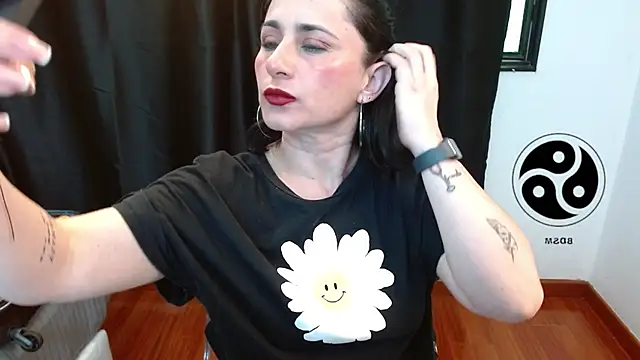 lincebdsm online show from December 4, 9:37 pm