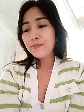 Ella lee18 online show from March 3, 11:22 pm